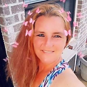 Meet your Posher, Pamela